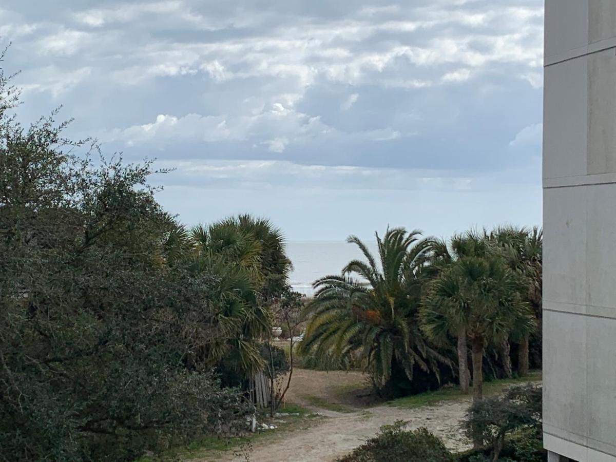 Seacrest Villa Oceanfront Resort 2 Bed 2 Bath Steps To The Beach Hilton Head Island Exterior photo